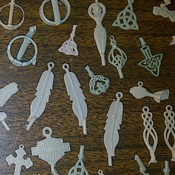 Celtic Triangle Dangle Earrings - Picture 12 of 14